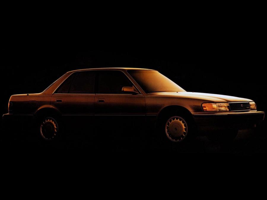  Toyota Cressida 1988 года  (фото 2 из 15)